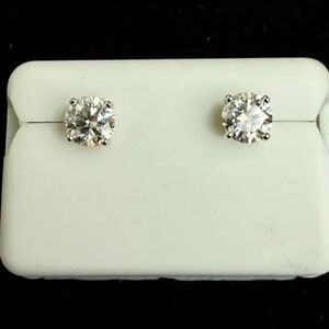 925 Sterling Silver Moissanite Stud Earrings